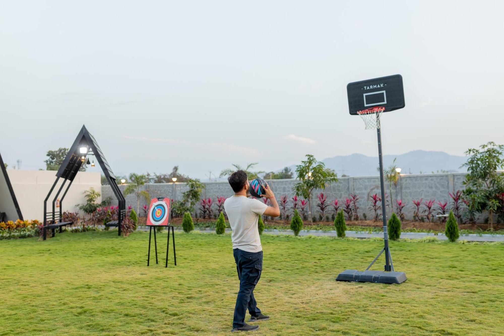 Regenta Resort Vindhyachal, Statue Of Unity Kevadia Exteriör bild