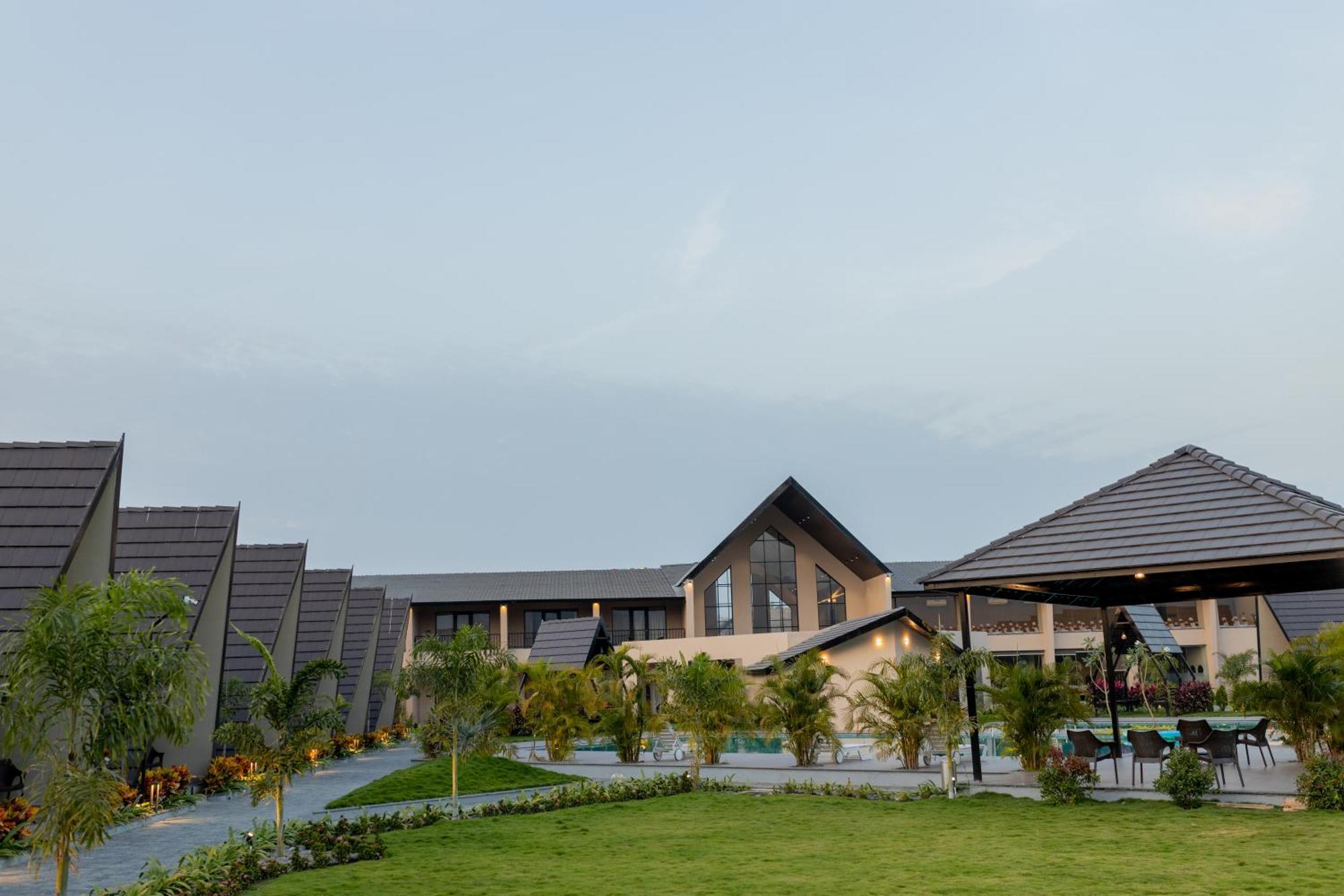 Regenta Resort Vindhyachal, Statue Of Unity Kevadia Exteriör bild