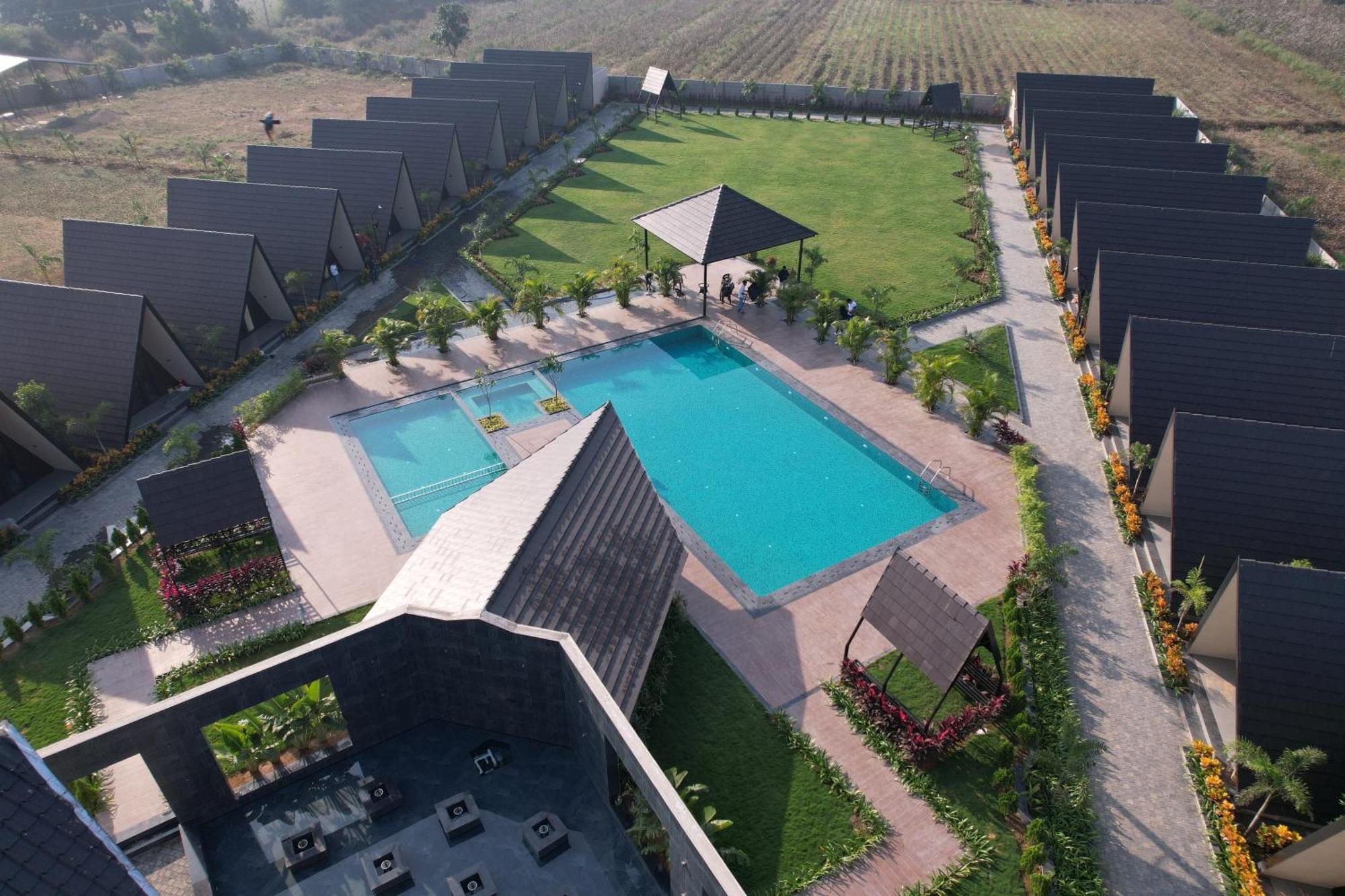 Regenta Resort Vindhyachal, Statue Of Unity Kevadia Exteriör bild