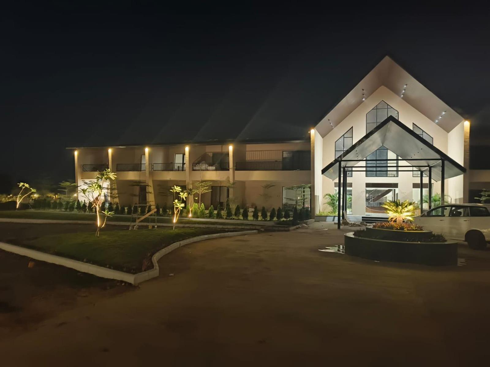 Regenta Resort Vindhyachal, Statue Of Unity Kevadia Exteriör bild